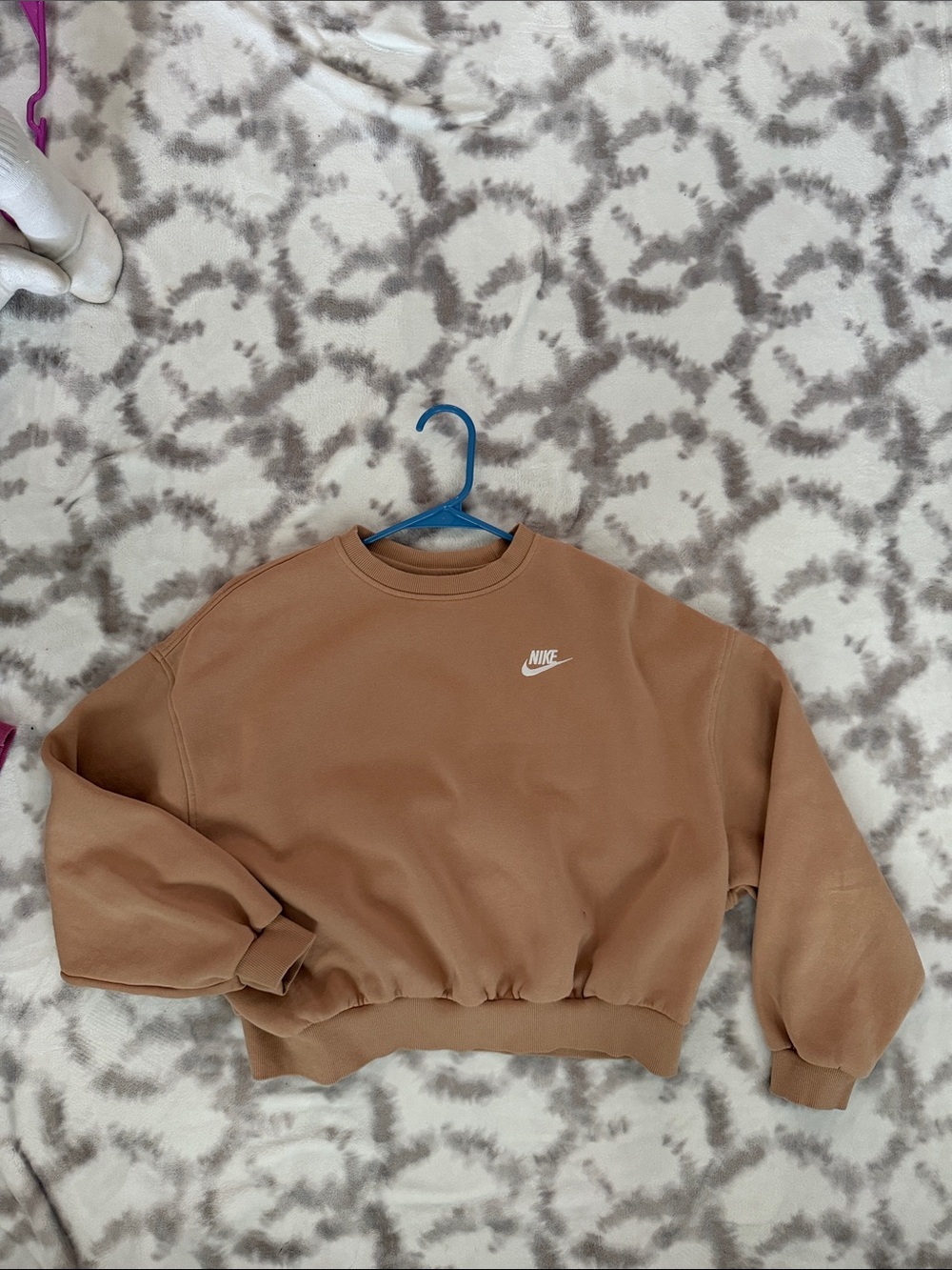 Nike kids  Camel Crewneck Sweatshirt